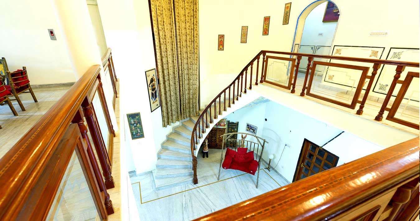 hotel owerview