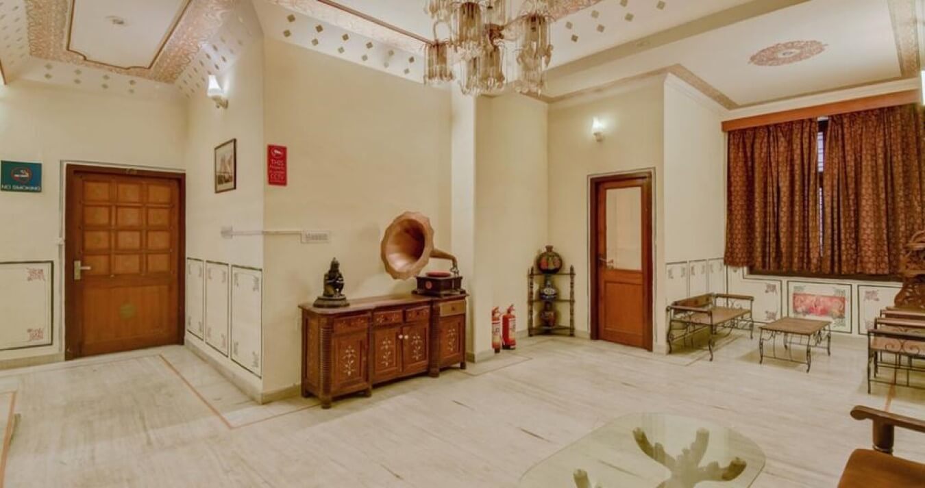 hotel owerview